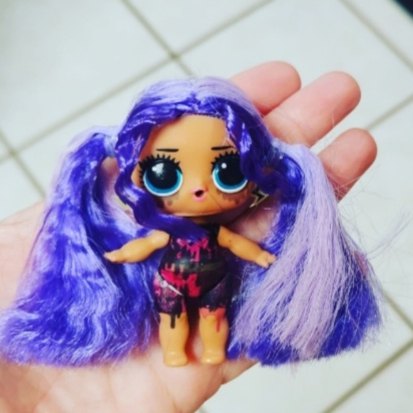 MGA LOL Surprise Dolls Hairgoals Series 2 Ultra-Rare Rain Q.T. - Picture 1 of 5